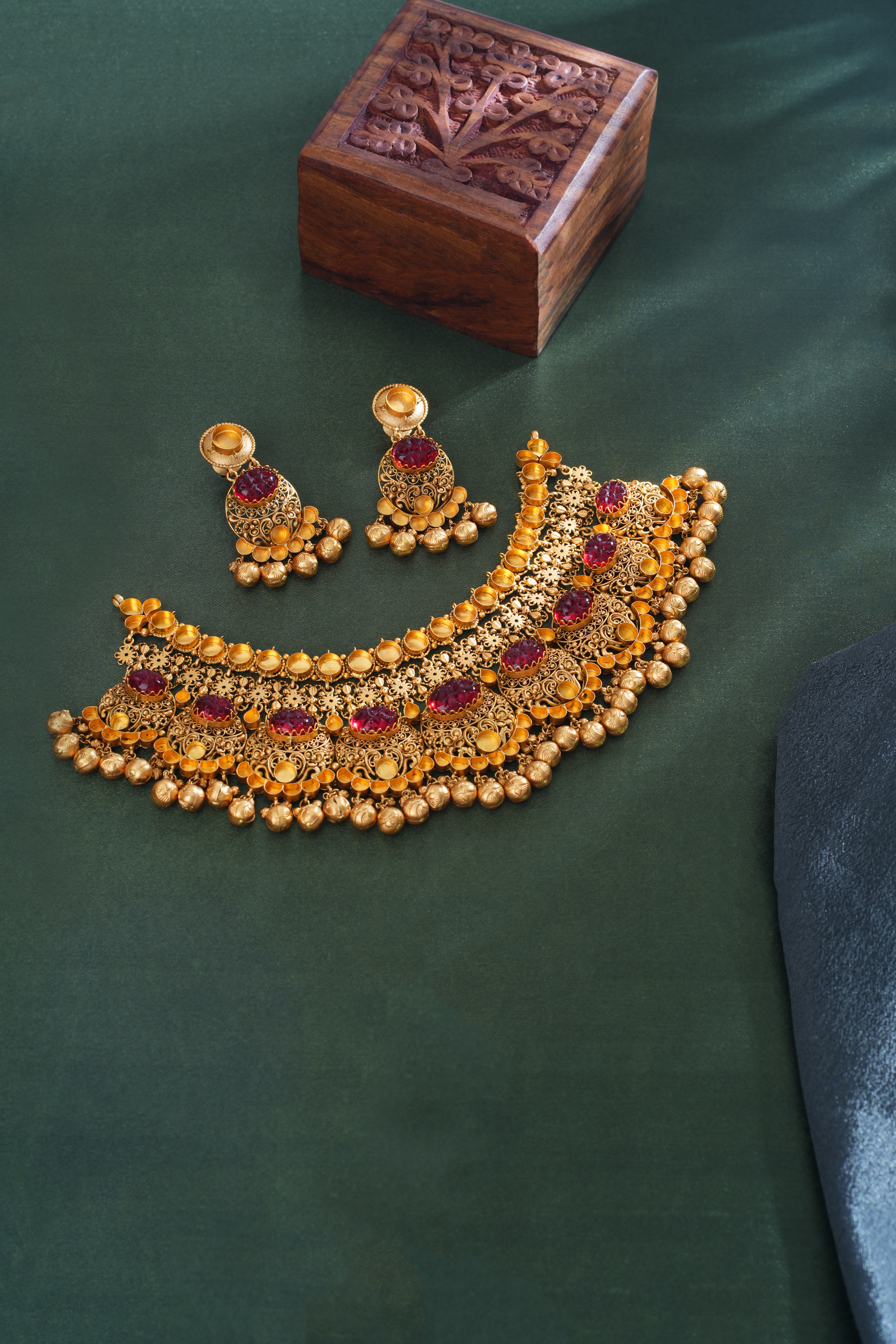Antique Mount (Ghat) Jewellery Wholesale Supplier