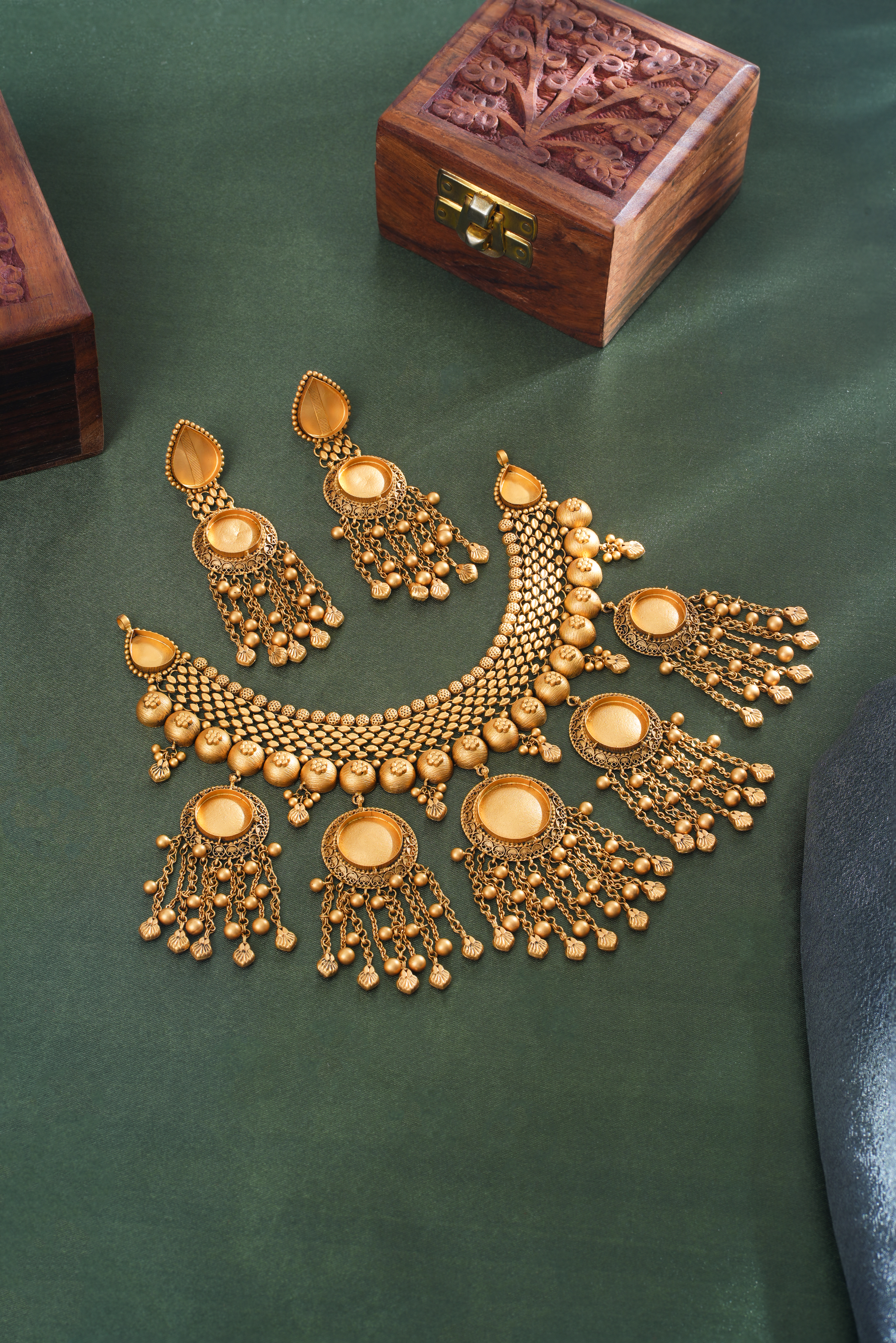 Wholesale Antique Mount (Ghat) Jewellery